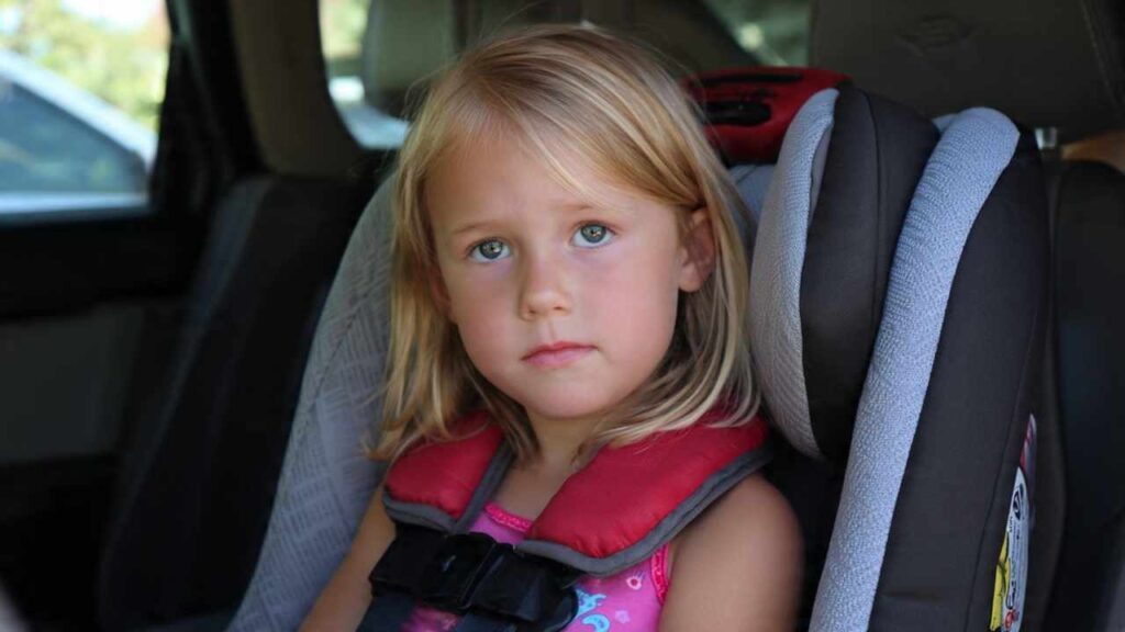 CHILDREN UNDER 5 YEARS OLD (CAR SEAT STAGE)